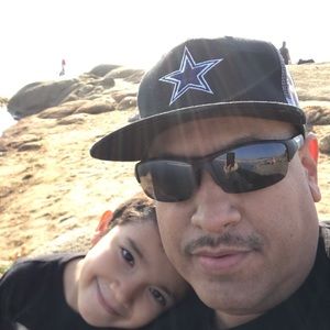 Meet your Posher, Roy